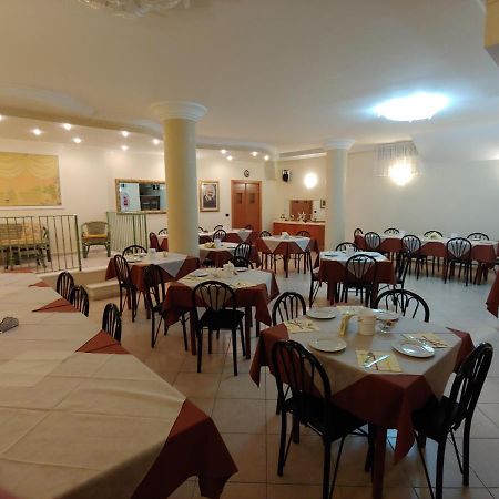 Hotel Carriera San Giovanni Rotondo Ngoại thất bức ảnh