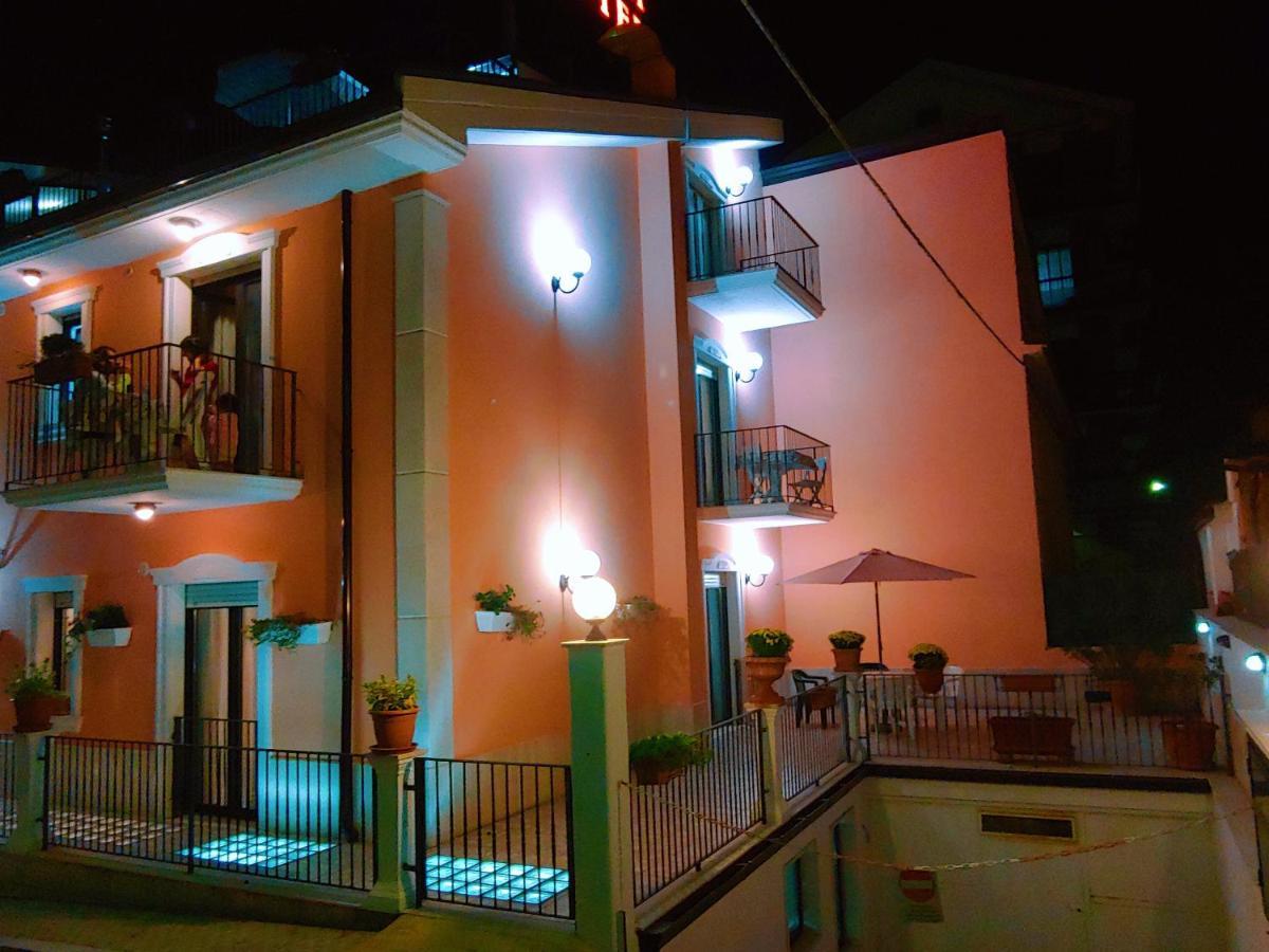 Hotel Carriera San Giovanni Rotondo Ngoại thất bức ảnh